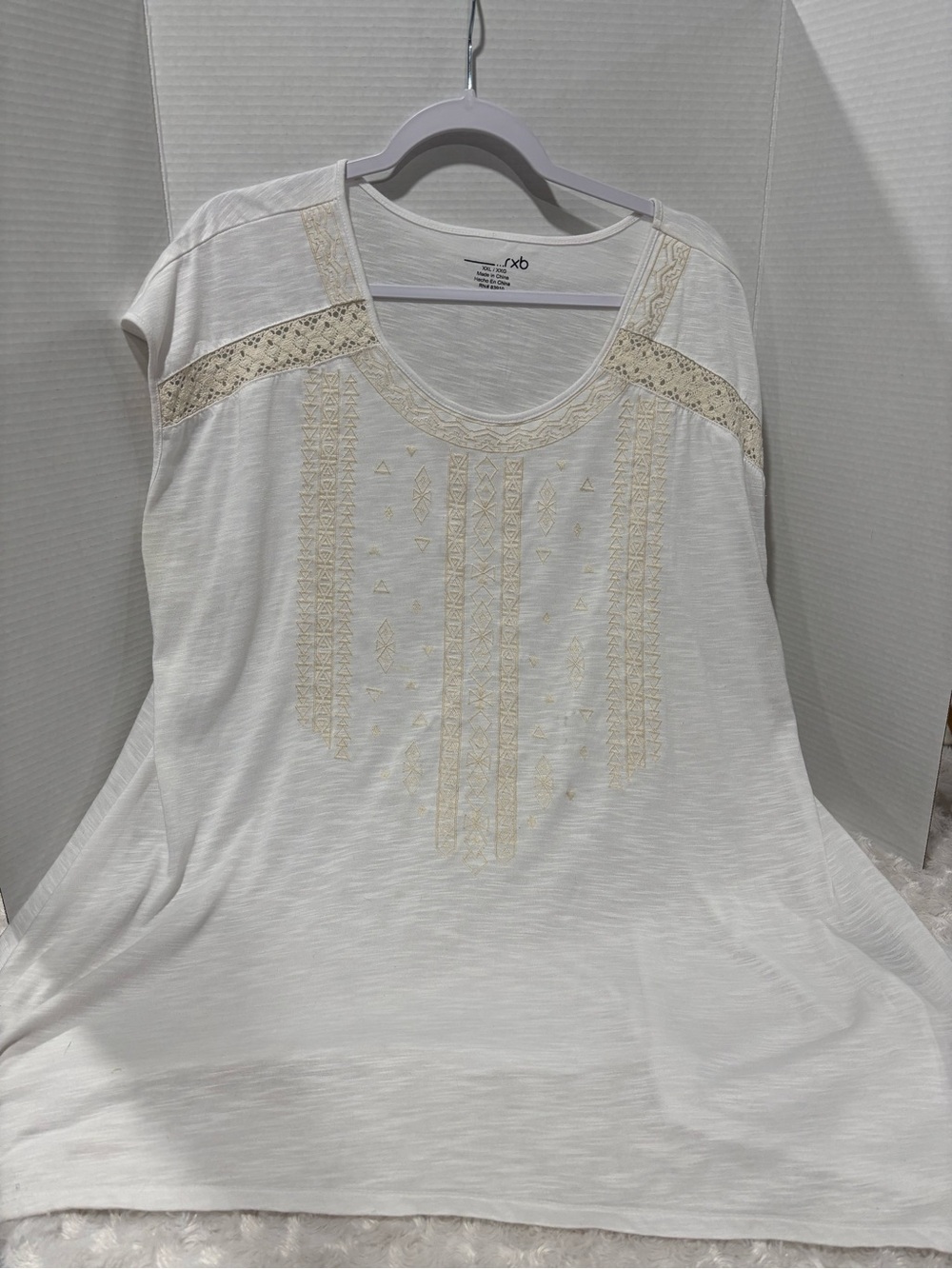 RXB Cream-Embroidered White Scoop Neck Blouse XXL